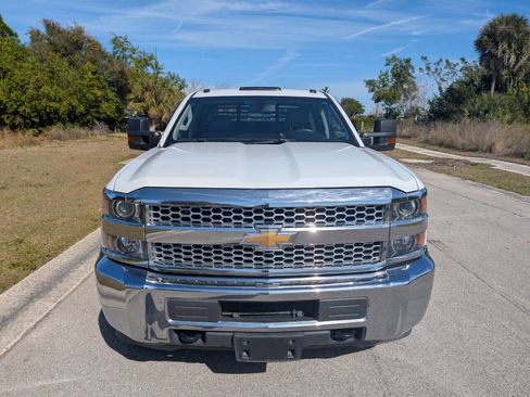 Used 2019 Chevrolet Silverado 3500 W/T w/ WT Fleet Convenience Package image 3