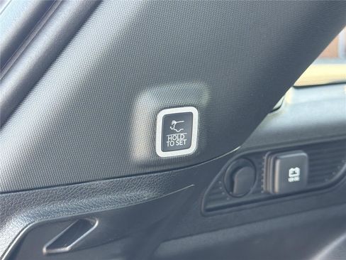 New 2026 Jeep Grand Cherokee Limited w/ Limited Altitude Package image 19