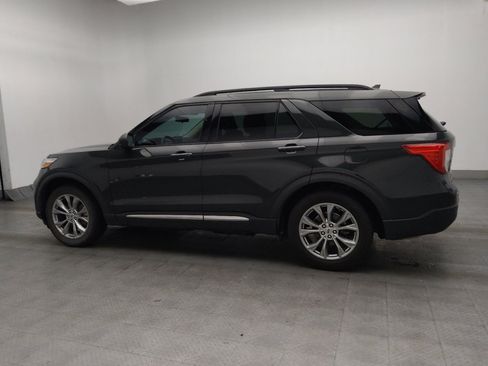 Used 2022 Ford Explorer XLT w/ Equipment Group 202A RWD image 3