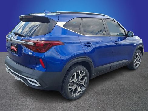Used 2021 Kia Seltos EX AWD/4WD image 4