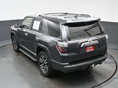 Used 2018 Toyota 4Runner Limited AWD/4WD image 40