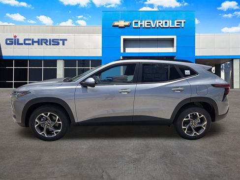 New 2026 Chevrolet Trax LT FWD image 5