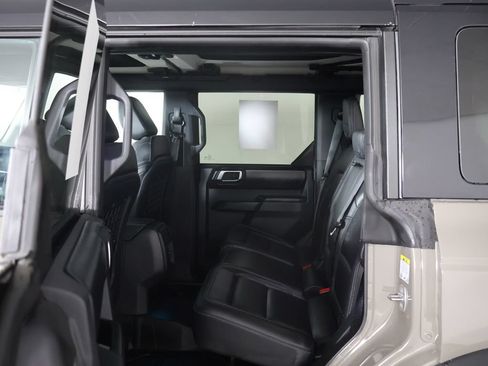 Used 2025 Ford Bronco Badlands AWD/4WD image 30