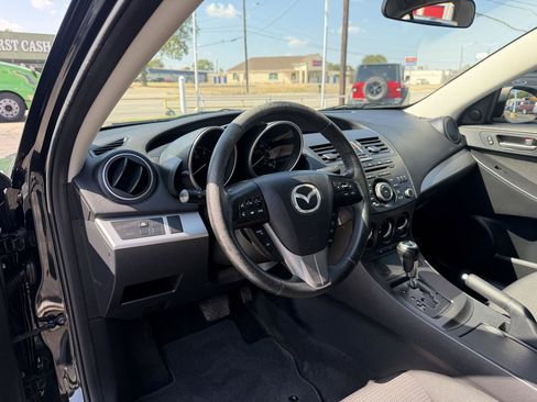 Used 2012 MAZDA MAZDA3 i Touring FWD image 9