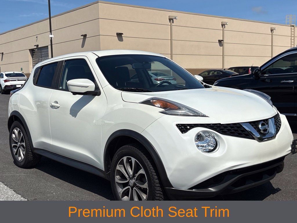 Used 2017 Nissan Juke SV w/ Technology Package AWD/4WD image 5