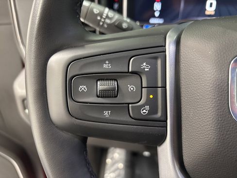 Used 2025 GMC Sierra 2500 SLT w/ SLT Premium Package image 15