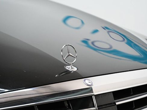 Used 2016 Mercedes-Benz S 550 Sedan image 10
