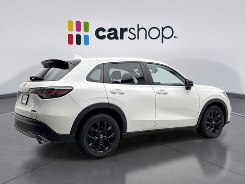 Used 2024 Honda HR-V Sport image 5
