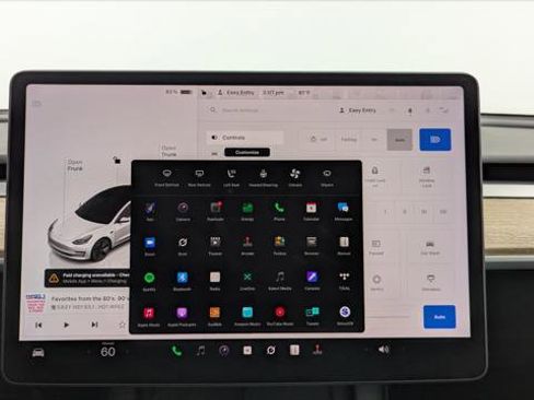 Used 2023 Tesla Model 3 Standard Range image 30