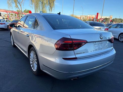 Used 2017 Volkswagen Passat 1.8T SE w/ SE Lighting Package image 5