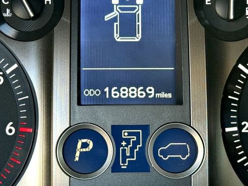 Used 2016 Lexus GX 460 image 16