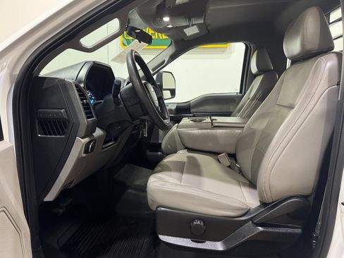 Used 2018 Ford F450 XL w/ Power Equipment Group image 13