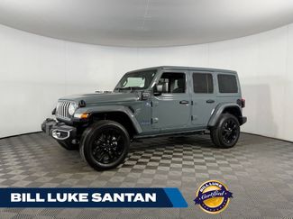Used 2025 Jeep Wrangler Unlimited Sahara w/ Safety Group AWD/4WD video 1