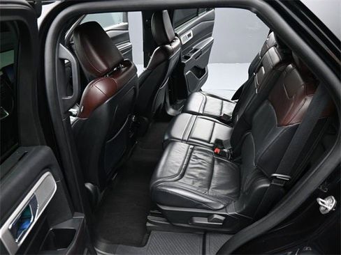 Used 2020 Ford Explorer Platinum image 20