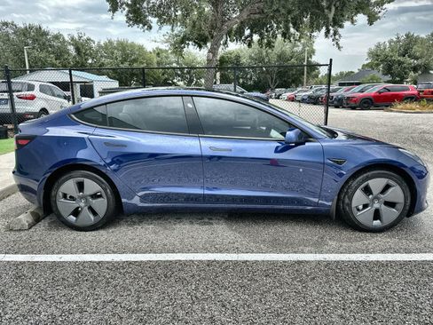 Used 2023 Tesla Model 3 Standard Range RWD image 10