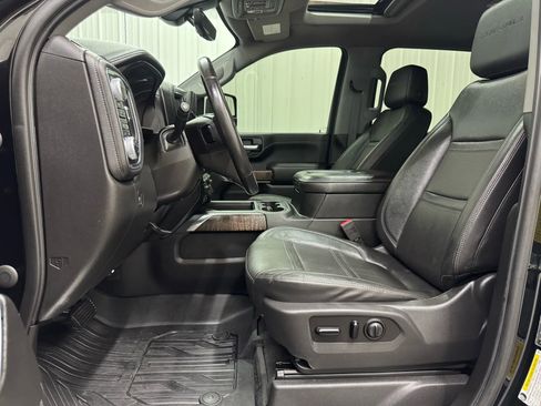Used 2020 GMC Sierra 2500 Denali w/ Denali Ultimate Package image 11