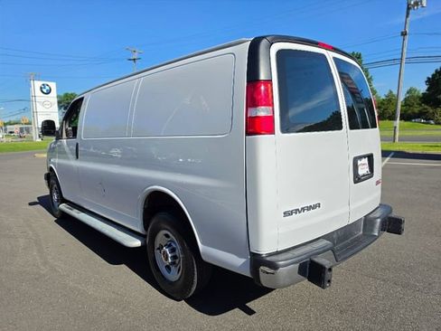 Used 2024 GMC Savana 2500 w/ Driver Convenience Package RWD image 5