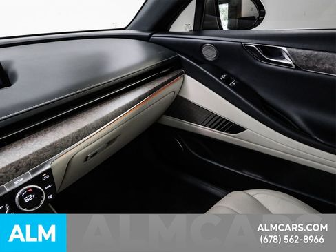 Used 2024 Genesis G80 image 41