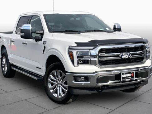 Used 2025 Ford F150 Lariat w/ Equipment Group 501A Mid AWD/4WD image 3