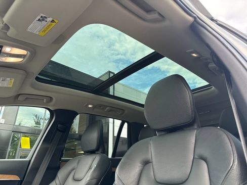 Used 2023 Volvo XC90 T8 Plus w/ Protection Package Premier AWD/4WD image 23