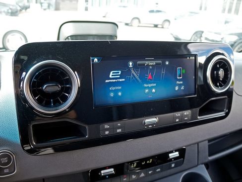 New 2025 Mercedes-Benz eSprinter 170 Cargo image 16