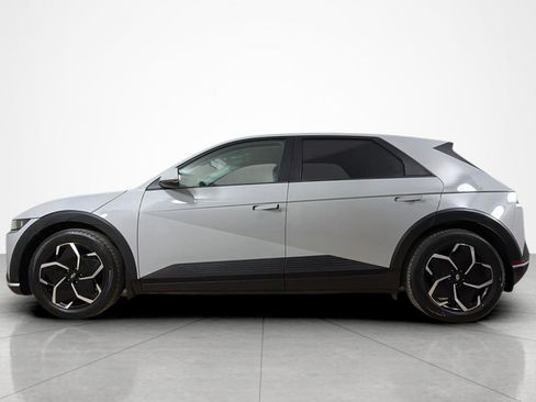 Used 2023 Hyundai Ioniq 5 SEL RWD image 2