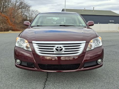 Used 2009 Toyota Avalon Limited image 2