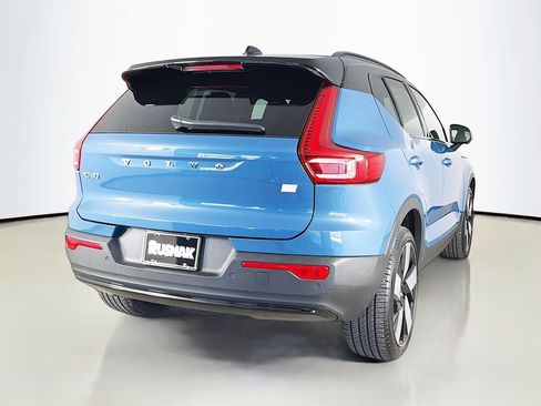 Certified 2023 Volvo XC40 Recharge Ultimate w/ Protection Package Premier AWD/4WD image 7