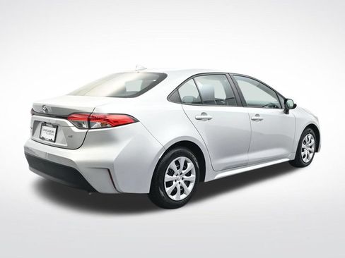 Used 2024 Toyota Corolla LE FWD image 8