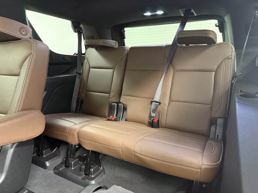 Used 2022 Chevrolet Tahoe High Country RWD image 21