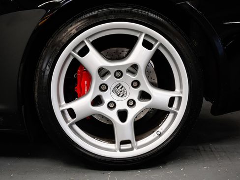 Used 2006 Porsche 911 Carrera S RWD image 40