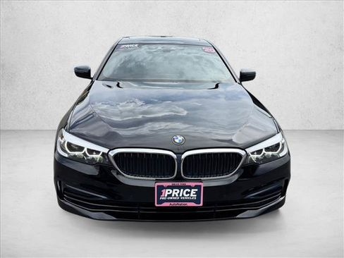 Used 2020 BMW 530i xDrive w/ Premium Package AWD/4WD image 2