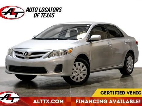 Used 2012 Toyota Corolla LE FWD image 1
