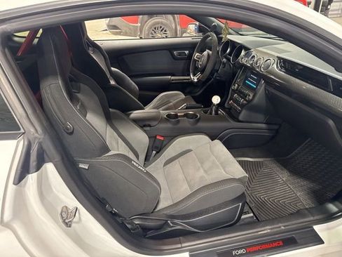 Used 2019 Ford Mustang Shelby GT350 w/ Technology Package image 10
