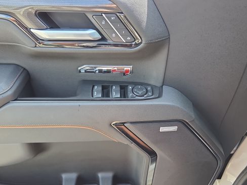 Certified 2026 GMC Sierra 1500 AT4 w/ AT4 Premium Package AWD/4WD image 36