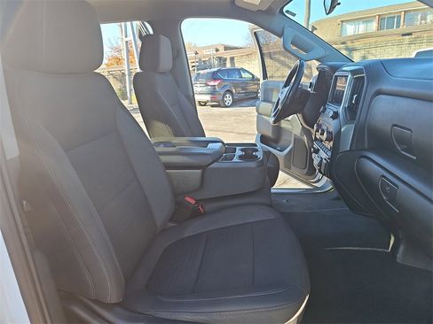 Used 2021 Chevrolet Silverado 1500 LT w/ Z71 Off-Road Package image 10