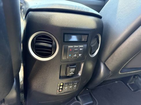 Used 2011 Honda Pilot Touring image 20