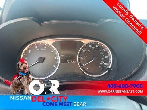 Used 2024 Nissan Versa S w/ Trunk Package FWD image 4