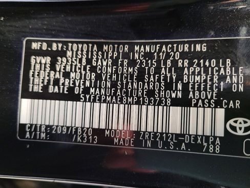 Used 2021 Toyota Corolla LE FWD image 33