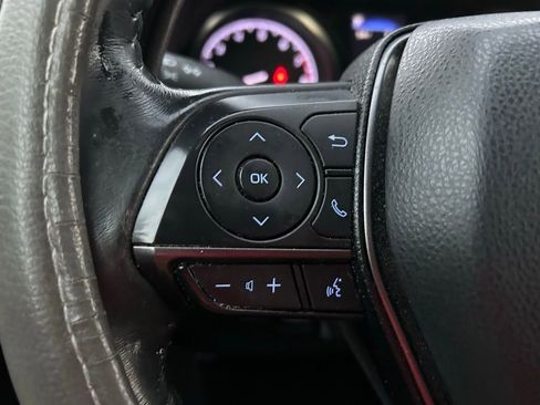 Used 2021 Toyota Camry SE image 20