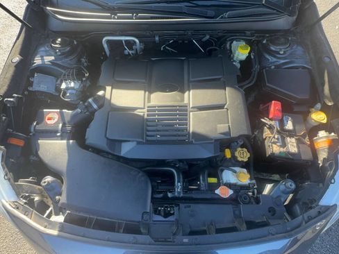 Used 2017 Subaru Legacy 3.6R Limited image 18