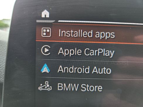 Used 2021 BMW 530i xDrive w/ Premium Package AWD/4WD image 9