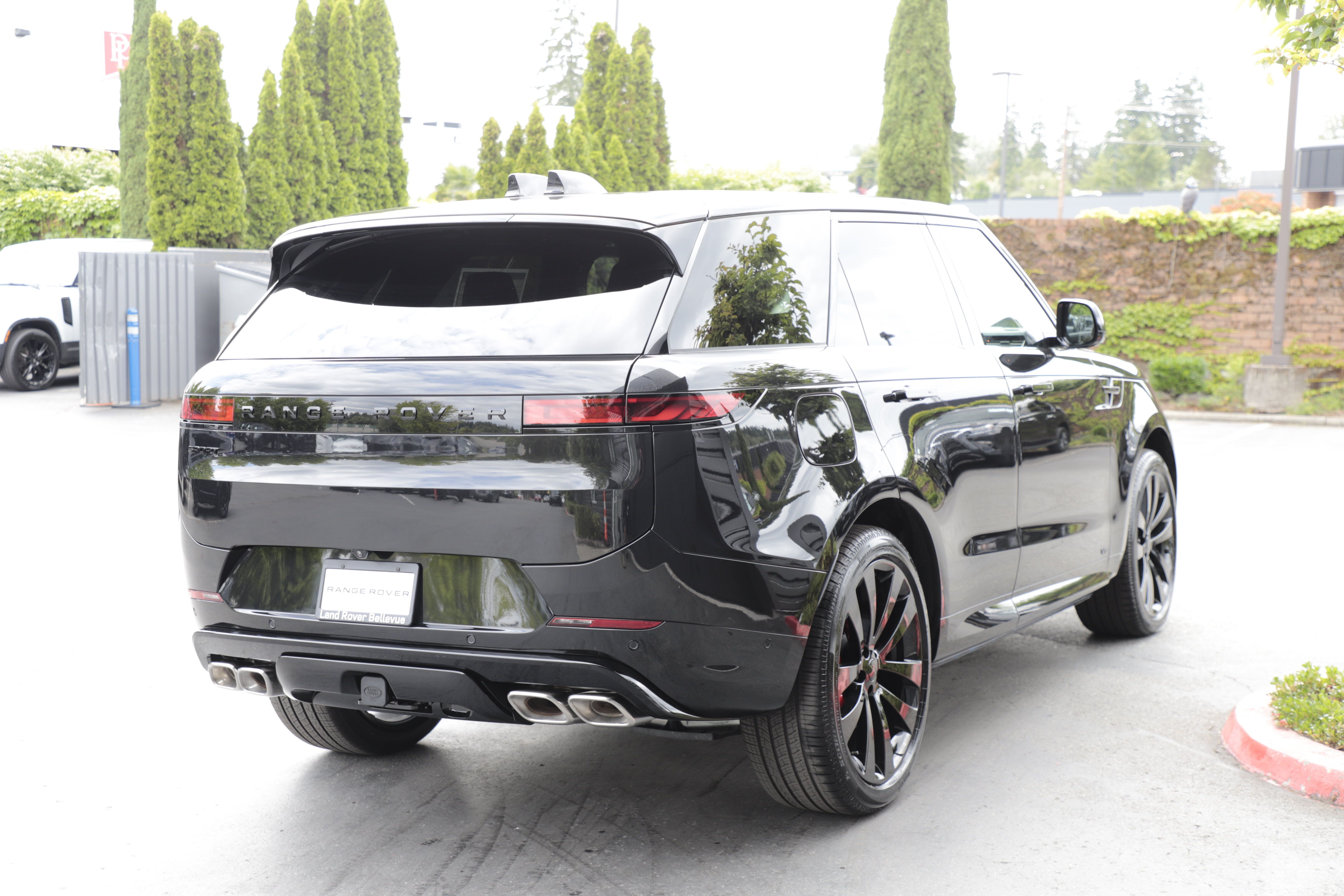 New 2026 Land Rover Range Rover Sport Autobiography AWD/4WD image 10