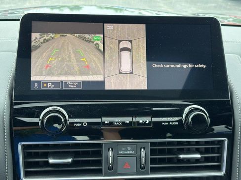 Used 2024 INFINITI QX80 Sensory w/ All-Season Package AWD/4WD image 24
