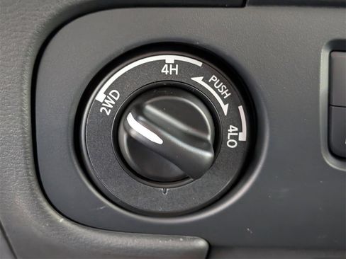 New 2026 Nissan Frontier PRO-4X w/ Pro-4x Convenience Package image 15