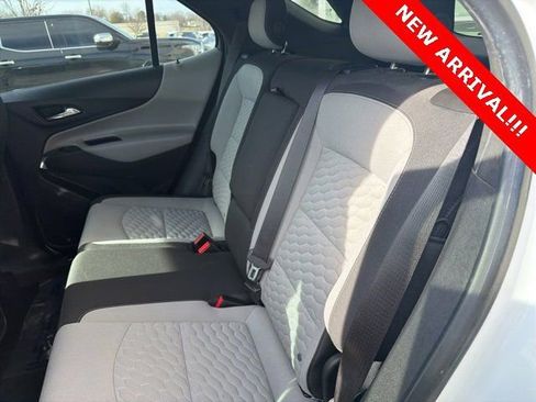 Used 2020 Chevrolet Equinox LS w/ LS Convenience Package image 7