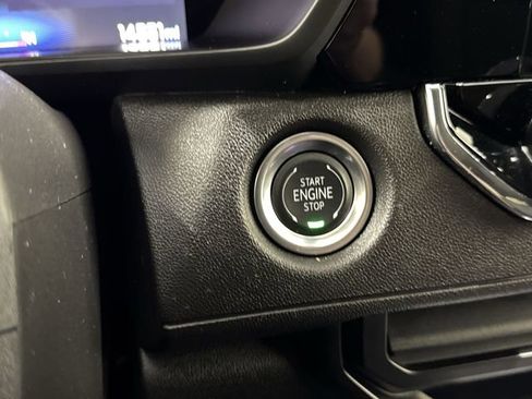 Used 2024 Chevrolet Colorado Trail Boss w/ Advanced Trailering Package image 16