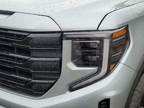 New 2026 GMC Sierra 1500 Elevation w/ Elevation Premium Package image 14