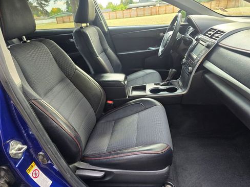 Used 2015 Toyota Camry SE image 18