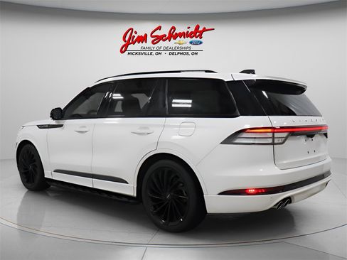 Used 2025 Lincoln Aviator Reserve w/ Equipment Group 201A image 4